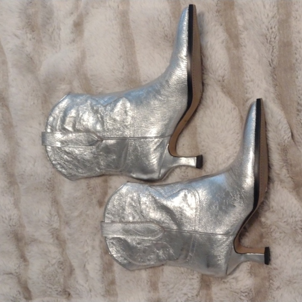 Dolce Vita Genuine Leather Silver Booties 8 Western Rodeo - Picture 7 of 7